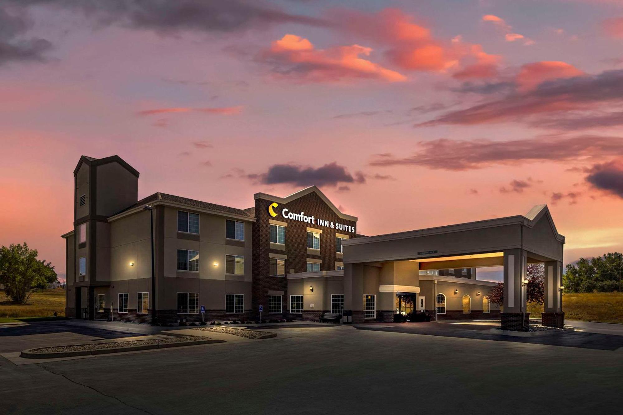 Comfort Inn & Suites Gillette Near Campbell Medical Center Bagian luar foto